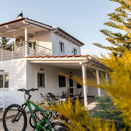 Villa Liostasi Lagolion エクステリア 写真