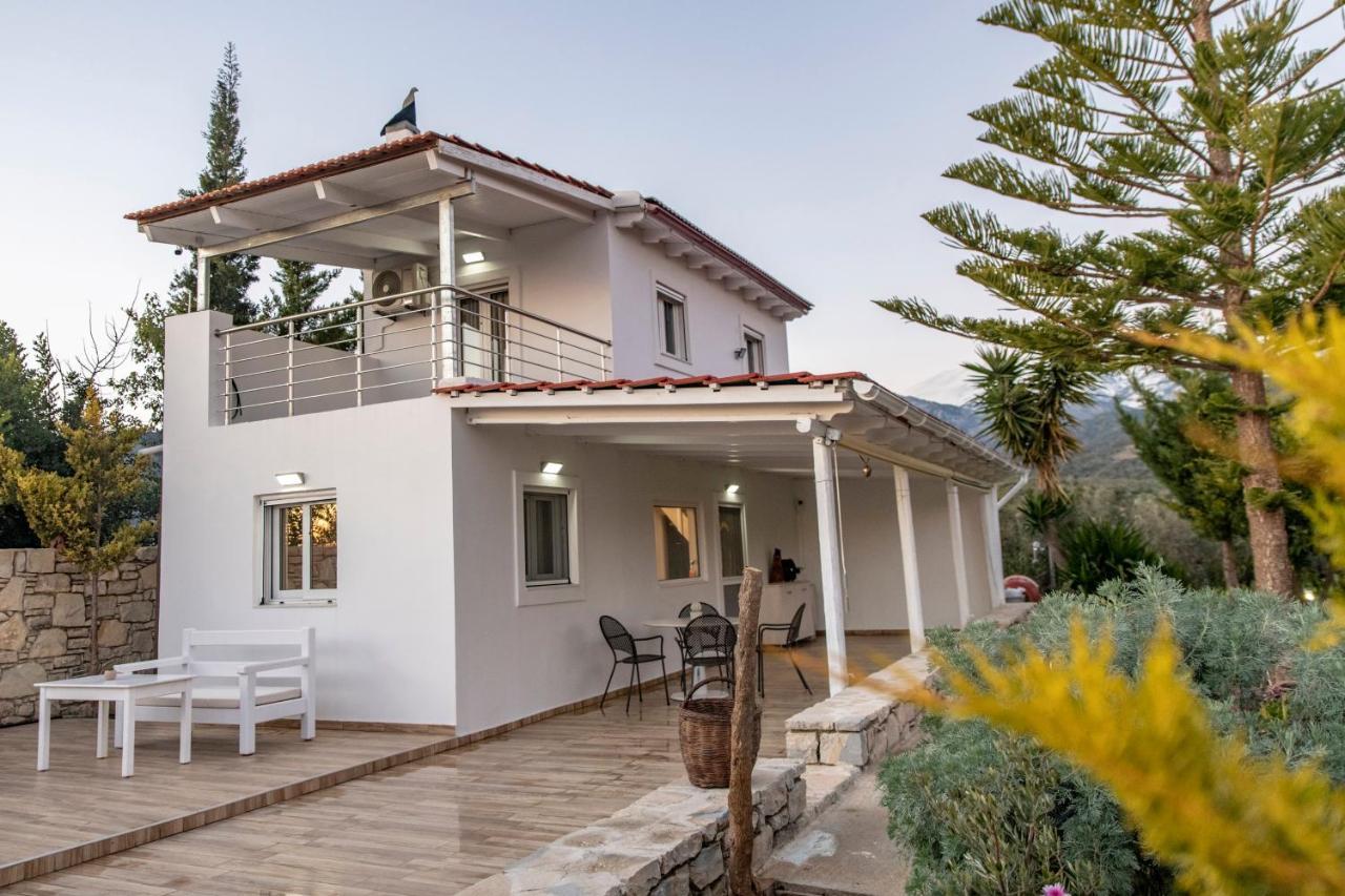 Villa Liostasi Lagolion エクステリア 写真
